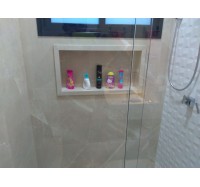 LAVATÓRIO EM PORCELANATO COM BANCA E NICHO